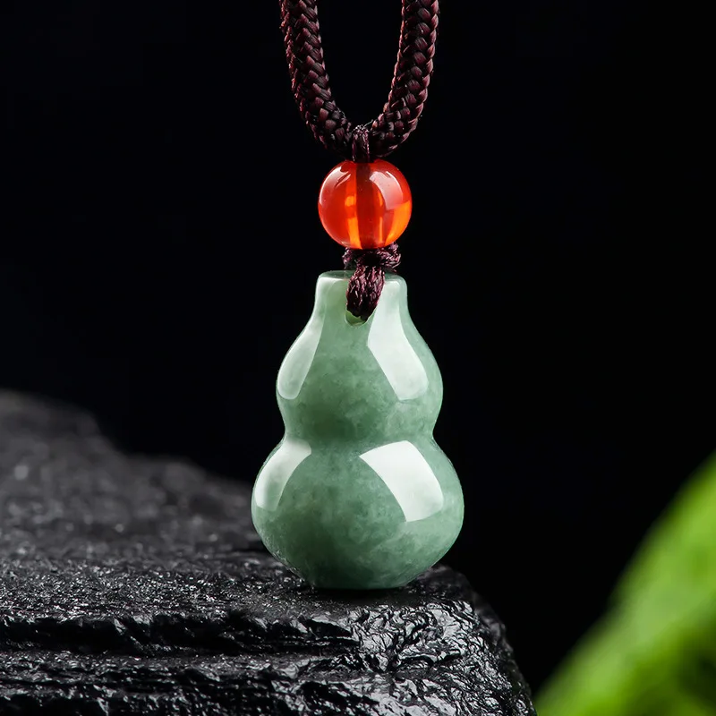 Burmese Jade Gourd Pendant Gif - Luxury Gifts Jewelry & Watches Namfleg Mostar 评论和价格